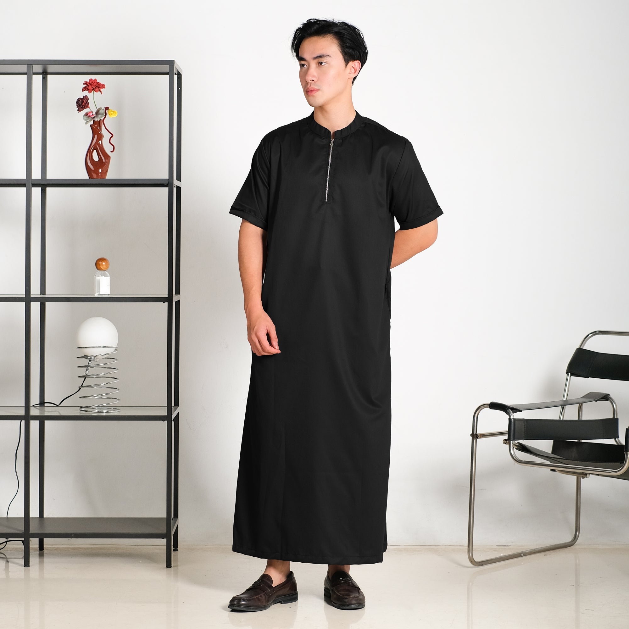 Azzam Short Sleeve Zip Thobe